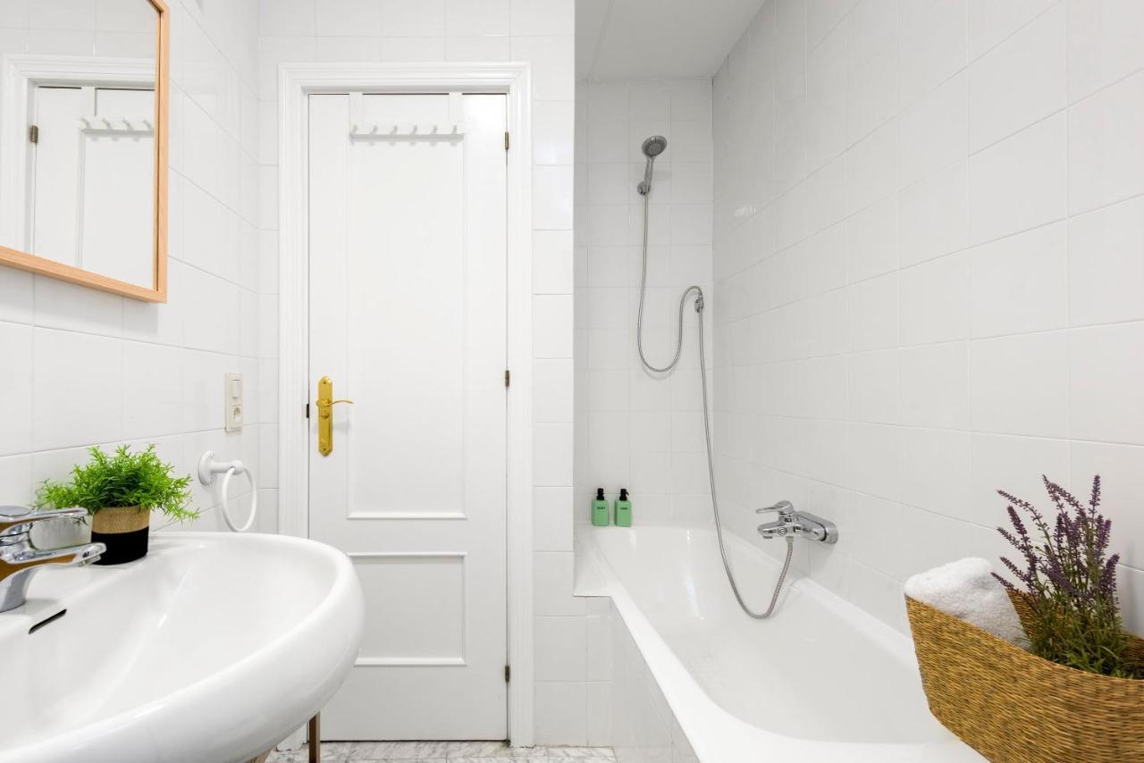 Alohamundi Francos Apartment Seville Luaran gambar